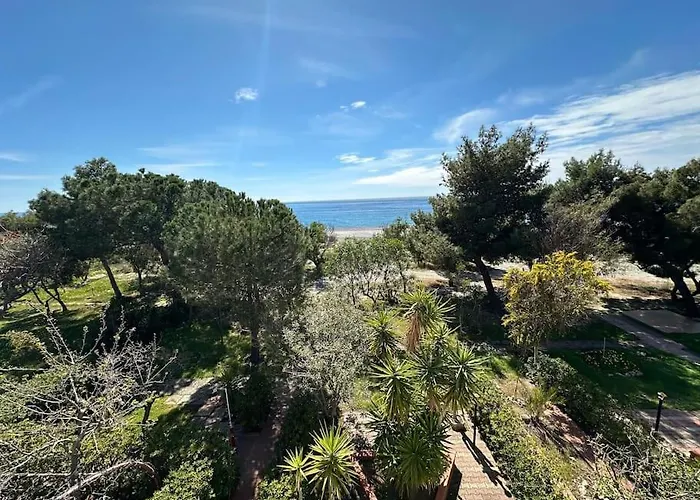 {apartment On The Sea +terrace}•dan's House * Marina di San Lorenzo